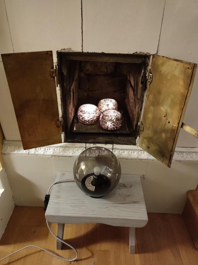 Den Unika Sekelskiftsvaningen. Apartment นอร์แทเลีย ภายนอก รูปภาพ